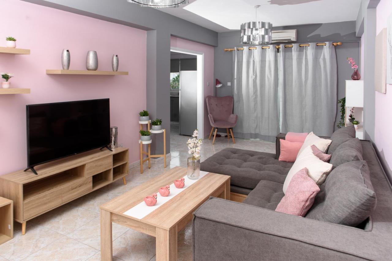 Callisto 3 Bedroom Apartment Larnaca Exteriör bild