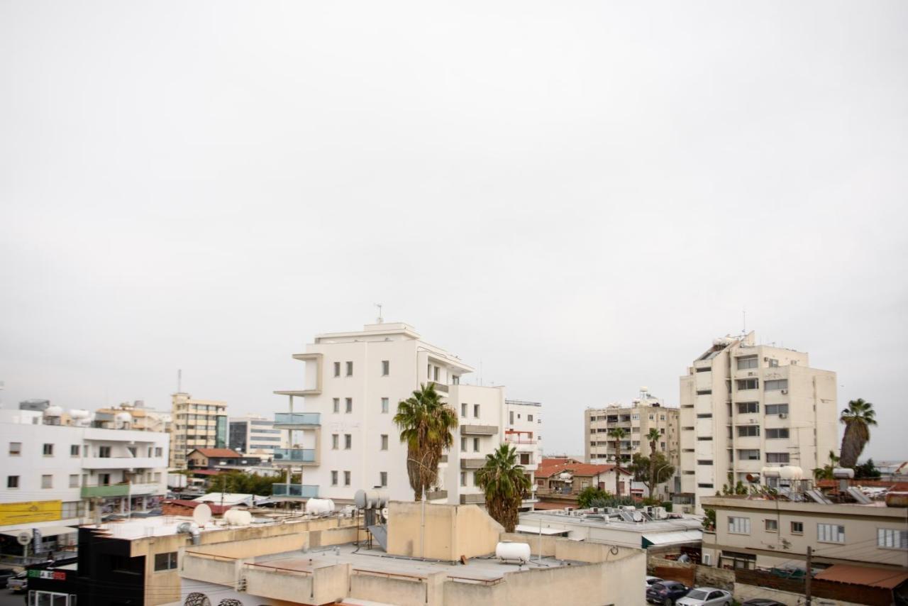 Callisto 3 Bedroom Apartment Larnaca Exteriör bild